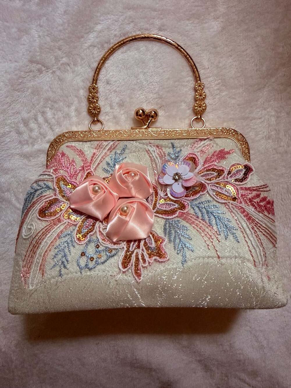 Unbranded Floral Embroidered Kiss Lock Evening Bag Beige Pearl Strap